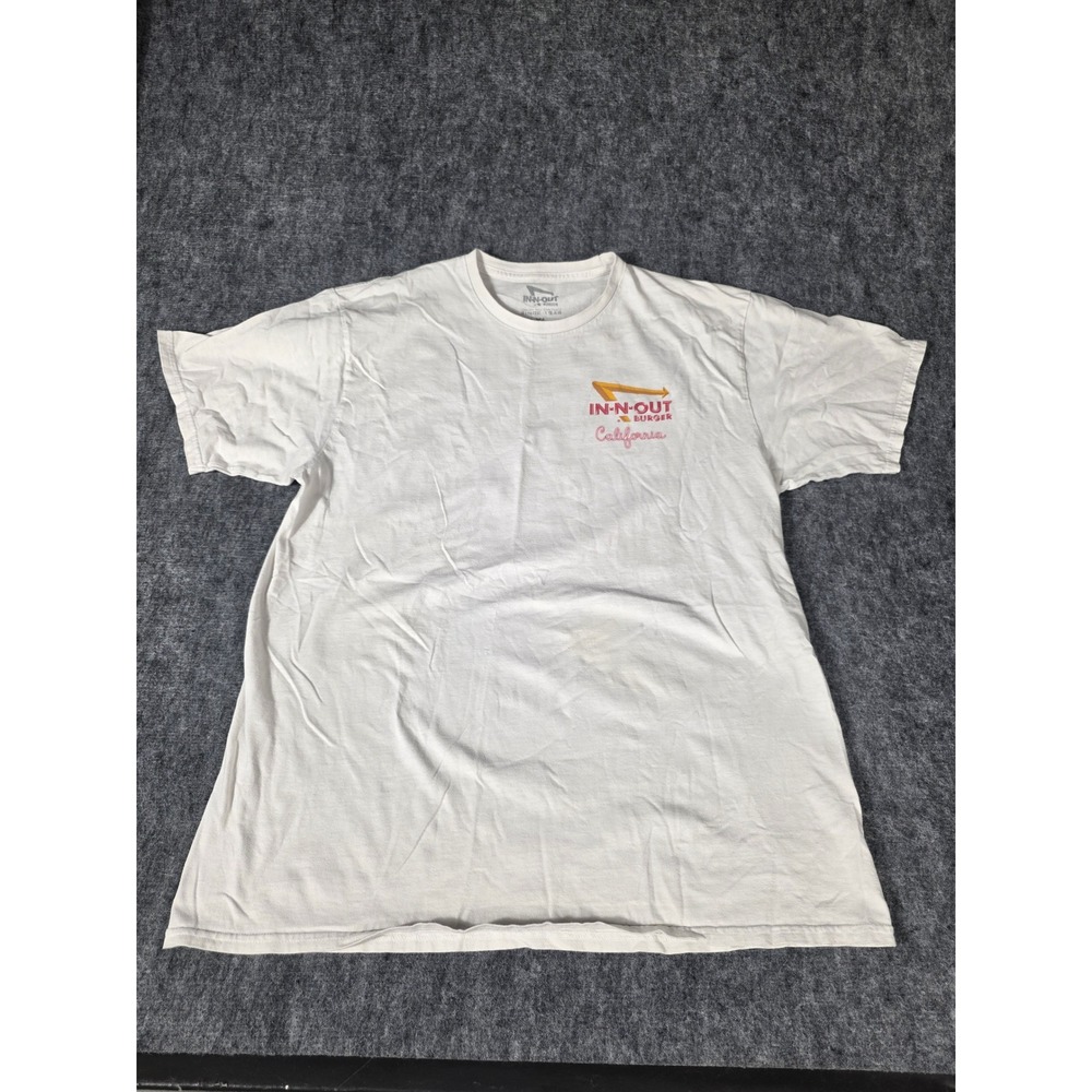 In-N-Out Burger T Shirt Mens XL White Sunset Classic Cars Drive-In Graphic Tee